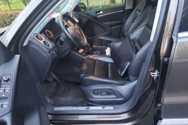 Volkswagen Tiguan 2015, 141700 км, за 5708 USD - фото 16
