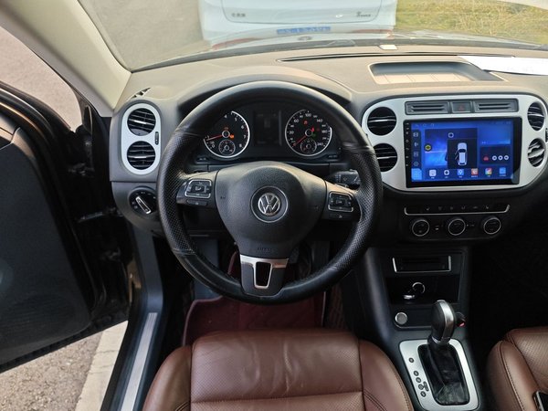 Volkswagen Tiguan 2015, 160300 км, за 7161 USD - фото 10