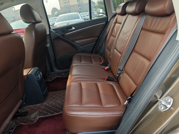 Volkswagen Tiguan 2015, 160300 км, за 7161 USD - фото 16