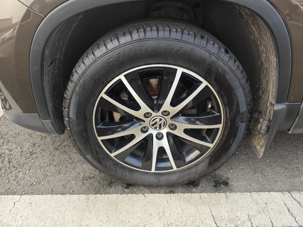 Volkswagen Tiguan 2015, 160300 км, за 7161 USD - фото 22