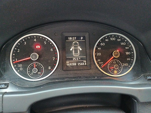 Volkswagen Tiguan 2015, 169200 км, за 5064 USD - фото 12