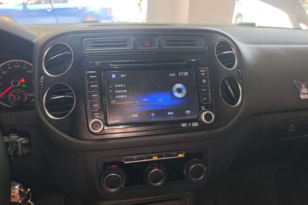 Volkswagen Tiguan 2015, 169400 км, за 6613 USD - фото 15
