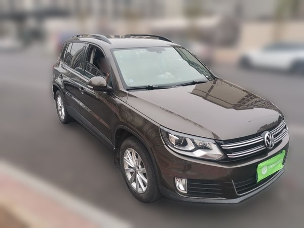 Volkswagen Tiguan 2015, 186700 км, за 5146 USD