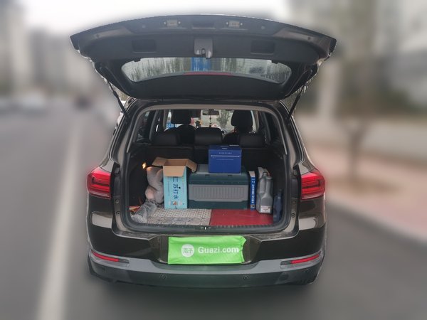 Volkswagen Tiguan 2015, 186700 км, за 5146 USD - фото 12