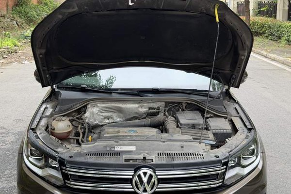 Volkswagen Tiguan 2015, 52100 км, за 8636 USD - фото 24