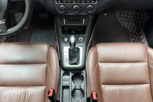 Volkswagen Tiguan 2015, 52100 км, за 8636 USD - фото 16