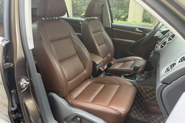 Volkswagen Tiguan 2015, 52100 км, за 8636 USD - фото 19