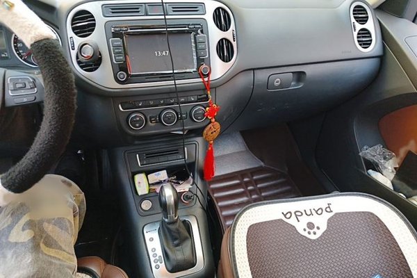Volkswagen Tiguan 2015, 54100 км, за 7885 USD - фото 12