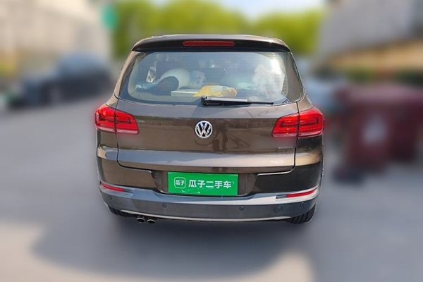 Volkswagen Tiguan 2015, 54100 км, за 7885 USD