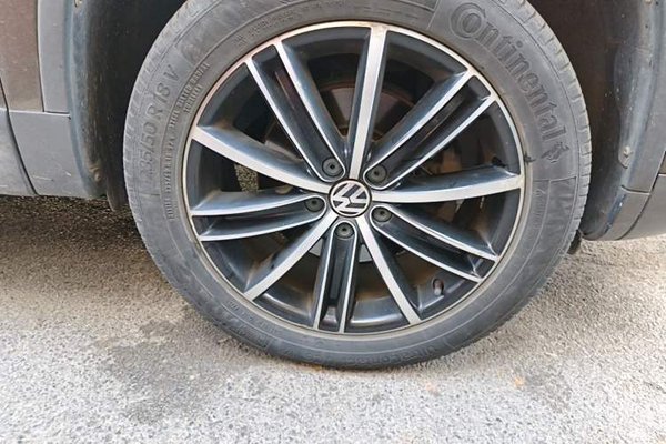Volkswagen Tiguan 2015, 54100 км, за 7885 USD - фото 8
