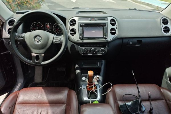 Volkswagen Tiguan 2015, 98500 км, за 9186 USD - фото 18