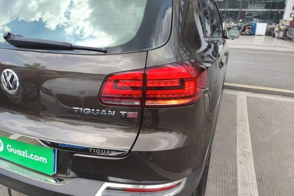 Volkswagen Tiguan 2015, 99900 км, за 7546 USD - фото 12