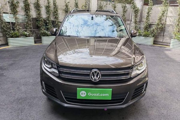 Volkswagen Tiguan 2015, 99900 км, за 7546 USD - фото 15