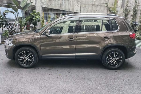 Volkswagen Tiguan 2015, 99900 км, за 7546 USD - фото 17