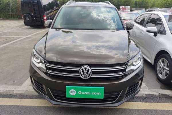 Volkswagen Tiguan 2015, 99900 км, за 7546 USD