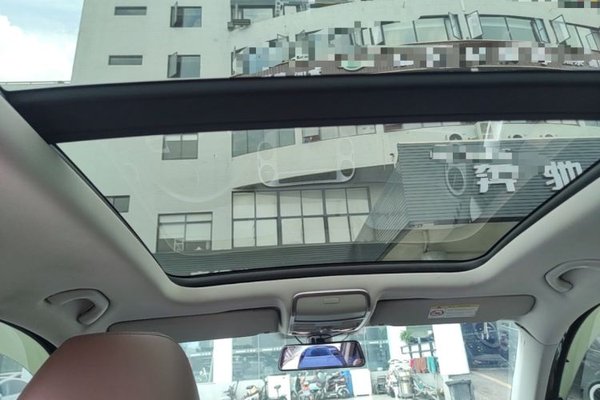 Volkswagen Tiguan 2015, 99900 км, за 7546 USD - фото 31