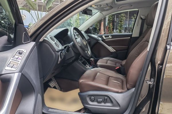 Volkswagen Tiguan 2015, 99900 км, за 7546 USD - фото 35