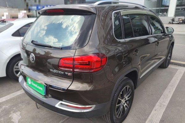 Volkswagen Tiguan 2015, 99900 км, за 7546 USD - фото 6