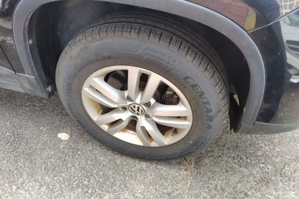 Volkswagen Tiguan 2015, 46100 км, за 7876 USD - фото 8