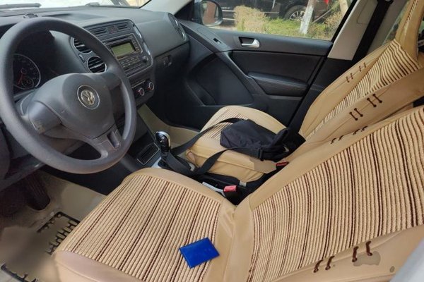 Volkswagen Tiguan 2015, 46100 км, за 7876 USD - фото 14