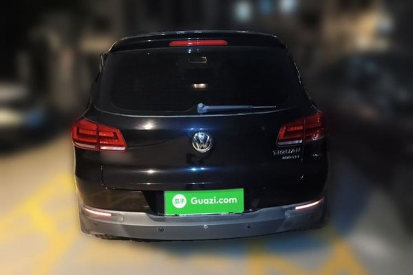 Volkswagen Tiguan 2015, 63400 км, за 7055 USD