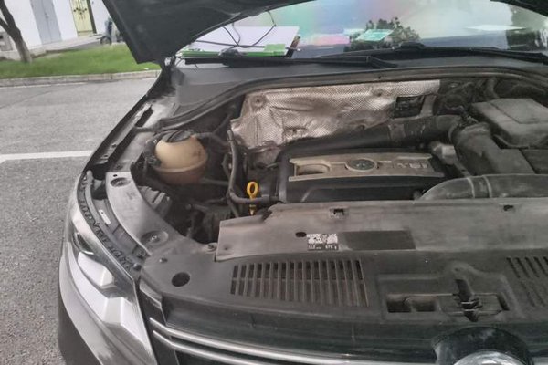 Volkswagen Tiguan 2015, 191700 км, за 4580 USD - фото 15