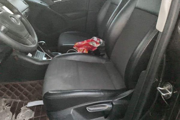 Volkswagen Tiguan 2015, 191700 км, за 4580 USD - фото 7