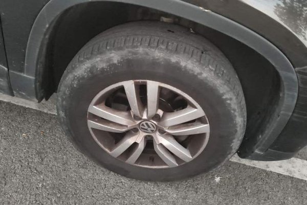 Volkswagen Tiguan 2015, 191700 км, за 4580 USD - фото 29