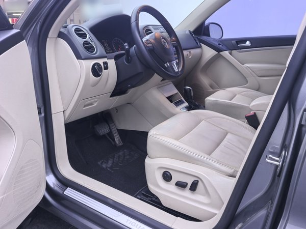 Volkswagen Tiguan L 2015, 134300 км, за 8255 USD - фото 8