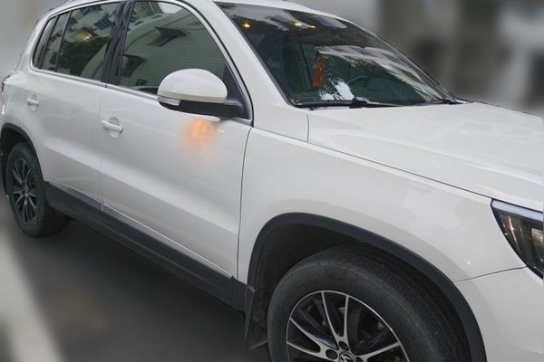 Volkswagen Tiguan 2015, 101199 км, за 7049 USD