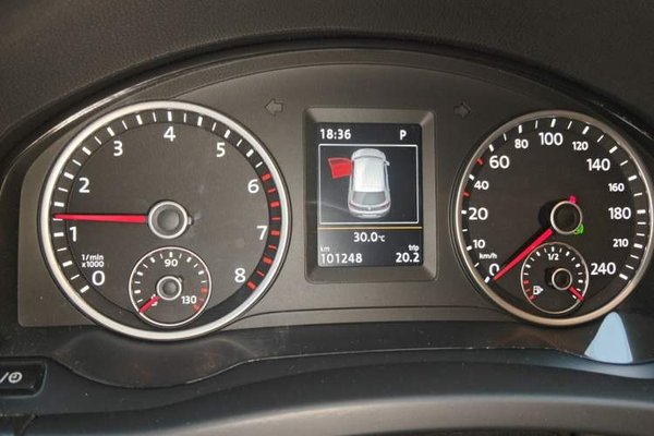 Volkswagen Tiguan 2015, 101199 км, за 7049 USD - фото 18