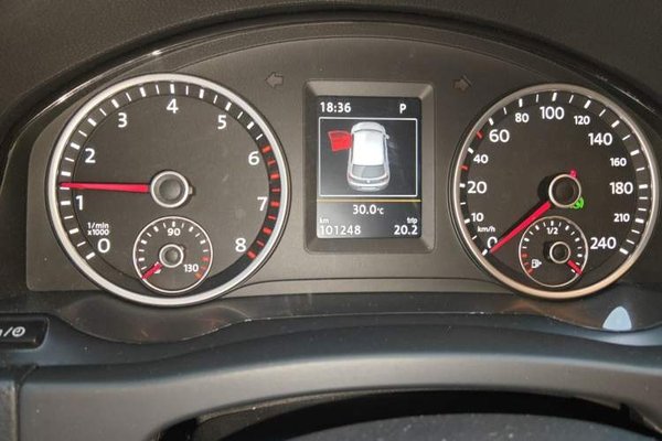 Volkswagen Tiguan 2015, 101199 км, за 7049 USD - фото 19
