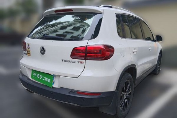 Volkswagen Tiguan 2015, 101199 км, за 7049 USD - фото 12