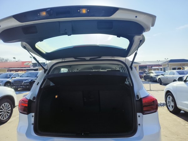 Volkswagen Tiguan L 2015, 104400 км, за 7819 USD - фото 17