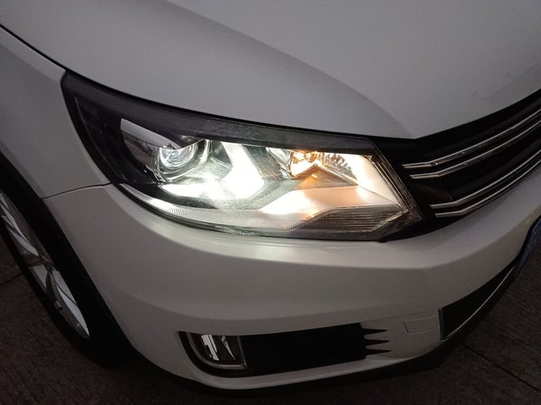 Volkswagen Tiguan L 2015, 104400 км, за 7819 USD - фото 8