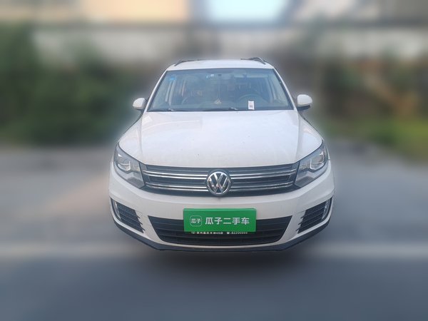 Volkswagen Tiguan 2015, 111400 км, за 5929 USD