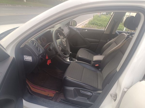 Volkswagen Tiguan 2015, 111400 км, за 5929 USD - фото 16