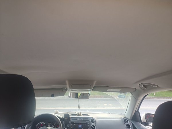 Volkswagen Tiguan 2015, 111400 км, за 5929 USD - фото 19