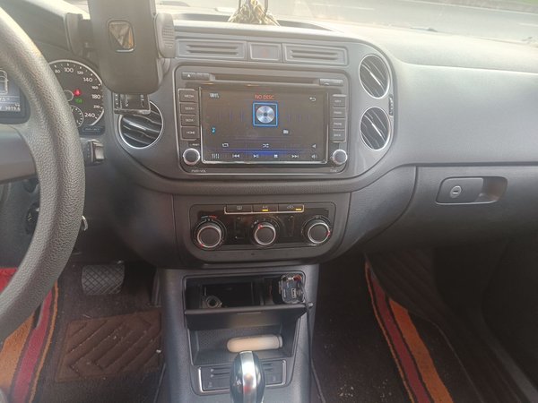 Volkswagen Tiguan 2015, 111400 км, за 5929 USD - фото 14