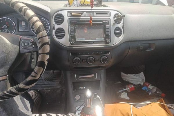 Volkswagen Tiguan 2015, 113100 км, за 6929 USD - фото 10