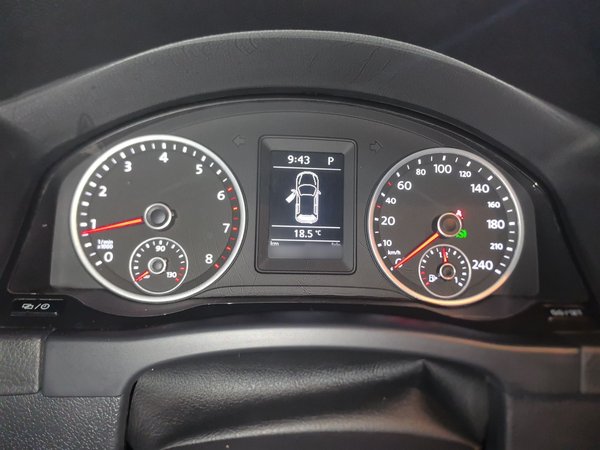 Volkswagen Tiguan L 2015, 127700 км, за 8222 USD - фото 10