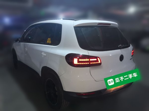 Volkswagen Tiguan L 2015, 127700 км, за 8222 USD