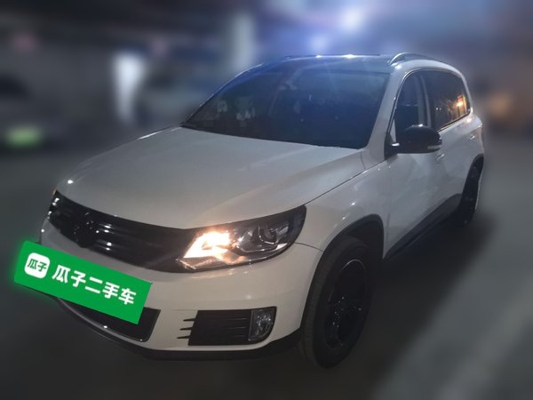 Volkswagen Tiguan L · 2015 год