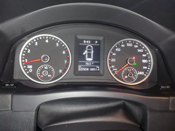 Volkswagen Tiguan L 2015, 127700 км, за 8222 USD - фото 11