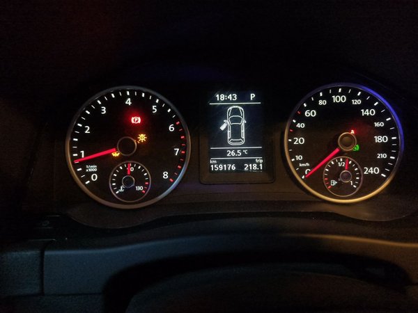 Volkswagen Tiguan 2015, 159100 км, за 6020 USD - фото 13