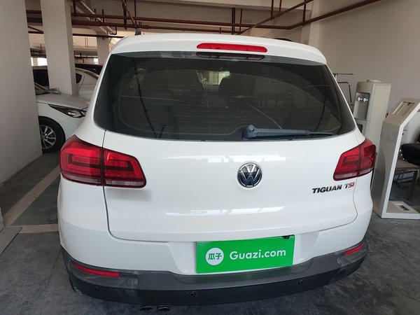 Volkswagen Tiguan L 2015, 169100 км, за 8103 USD - фото 6