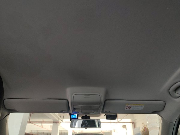 Volkswagen Tiguan L 2015, 169100 км, за 8103 USD - фото 17