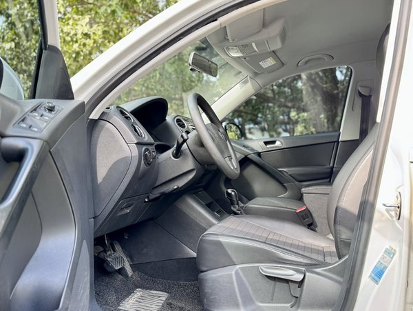 Volkswagen Tiguan L 2015, 181400 км, за 2306 USD - фото 23