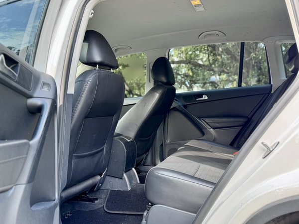 Volkswagen Tiguan L 2015, 181400 км, за 2306 USD - фото 19