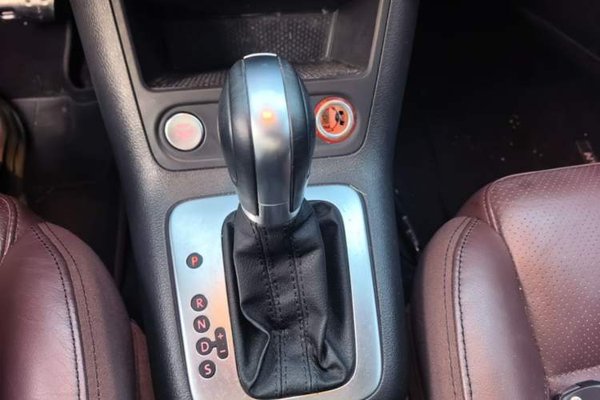 Volkswagen Tiguan 2015, 63300 км, за 8989 USD - фото 11